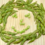 Mukimame vs edamame in a happy face pattern